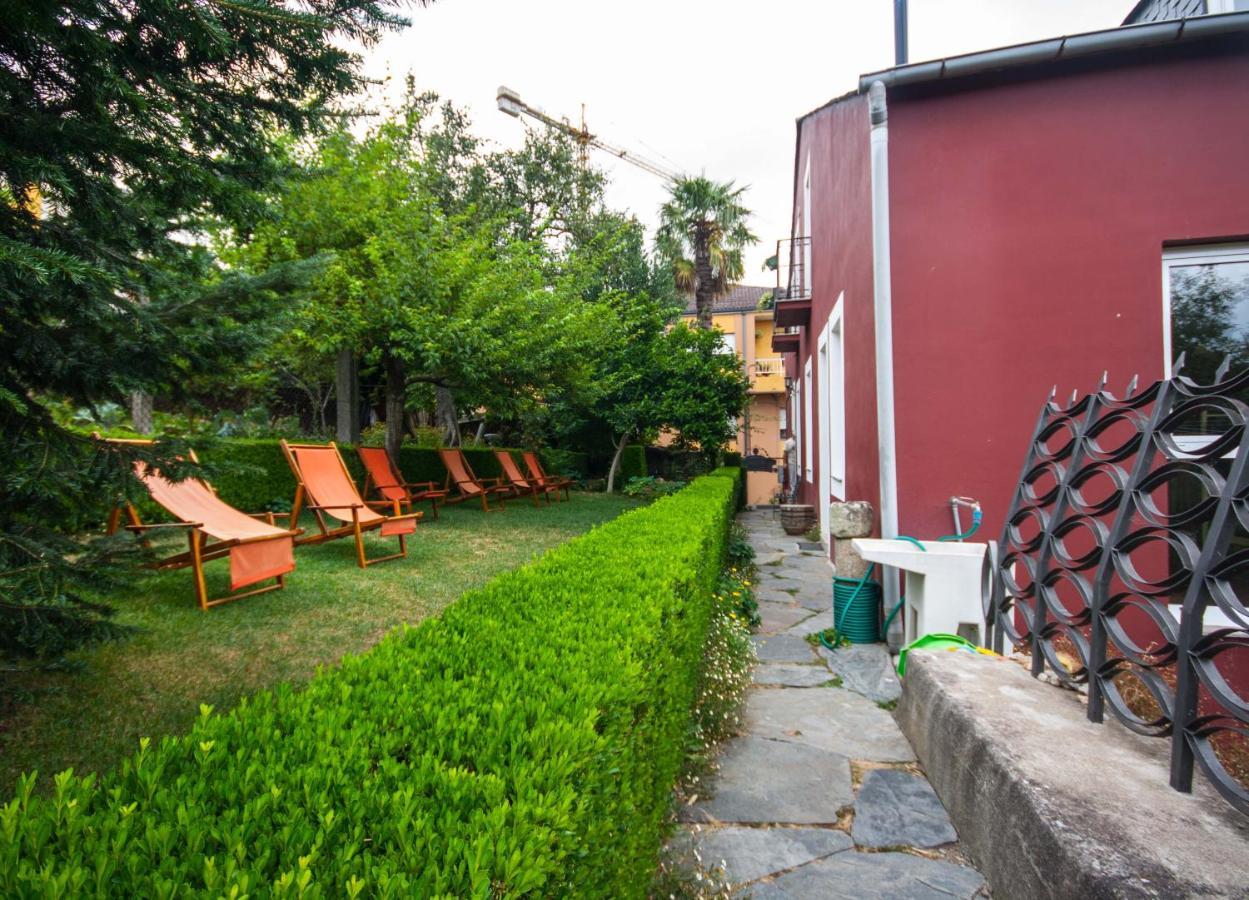 بيت شباب Casa Peltre ساريا المظهر الخارجي الصورة