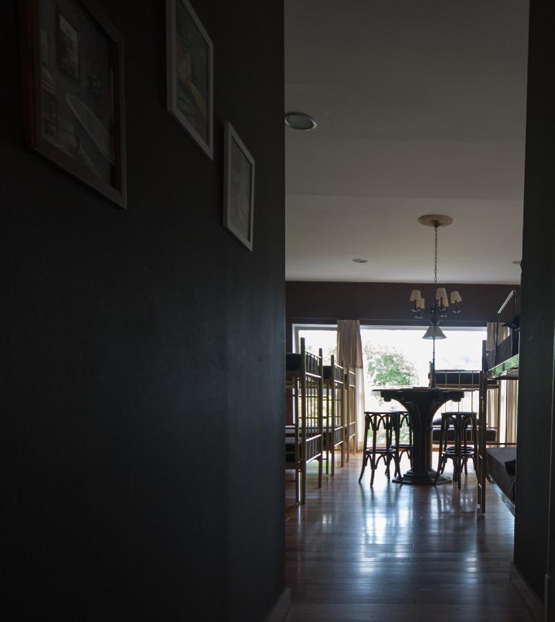 بيت شباب Casa Peltre ساريا المظهر الخارجي الصورة